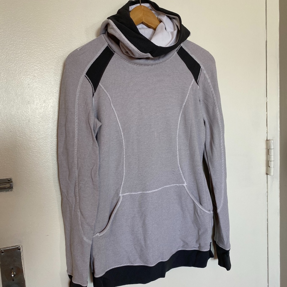 Lululemon Running Hoodie Sz 8